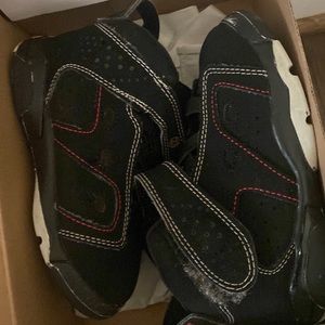 Kids boys Jordan’s 7